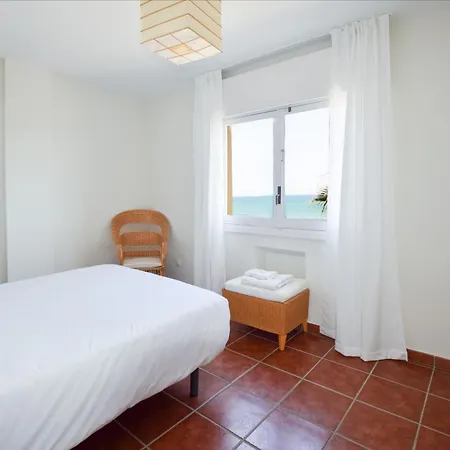 Excelente Piso Sobre El Mar Con Garaje Apartment