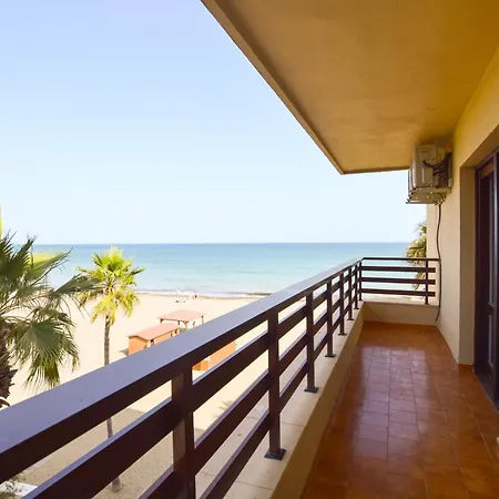 Excelente Piso Sobre El Mar Con Garaje Apartment Estepona