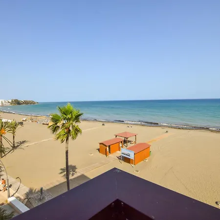 Apartment Excelente Piso Sobre El Mar Con Garaje
