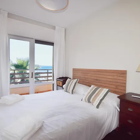 Διαμέρισμα Excelente Piso Sobre El Mar Con Garaje
